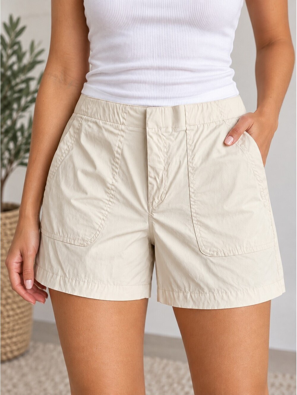 Eddie Bauer Women's Beige Casual Shorts Size 12